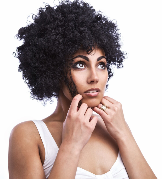 HOW TO AVOID YOUR HAIR BECOME TANGLE